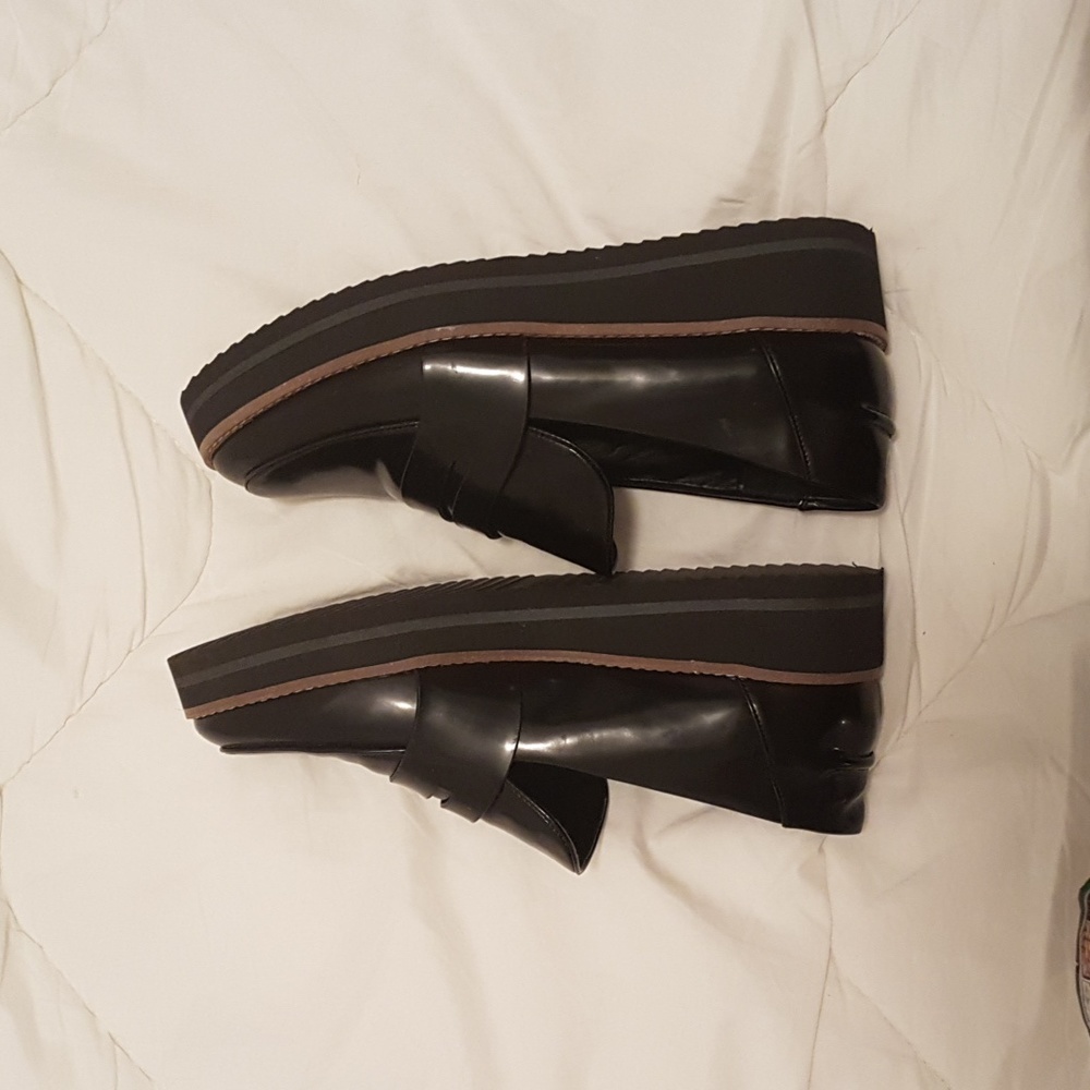 Design Lab Loafers - Picture 4 of 7